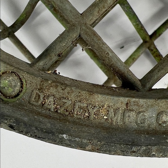 Vintage Dazey Metal Flower Frog Cage Extra Large 7" - Picture 7 of 9